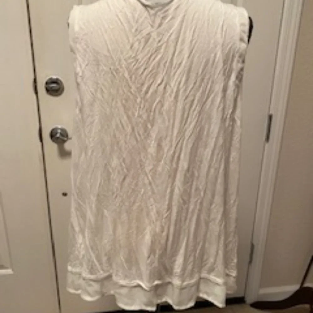 Tank top - Picture 3 of 4